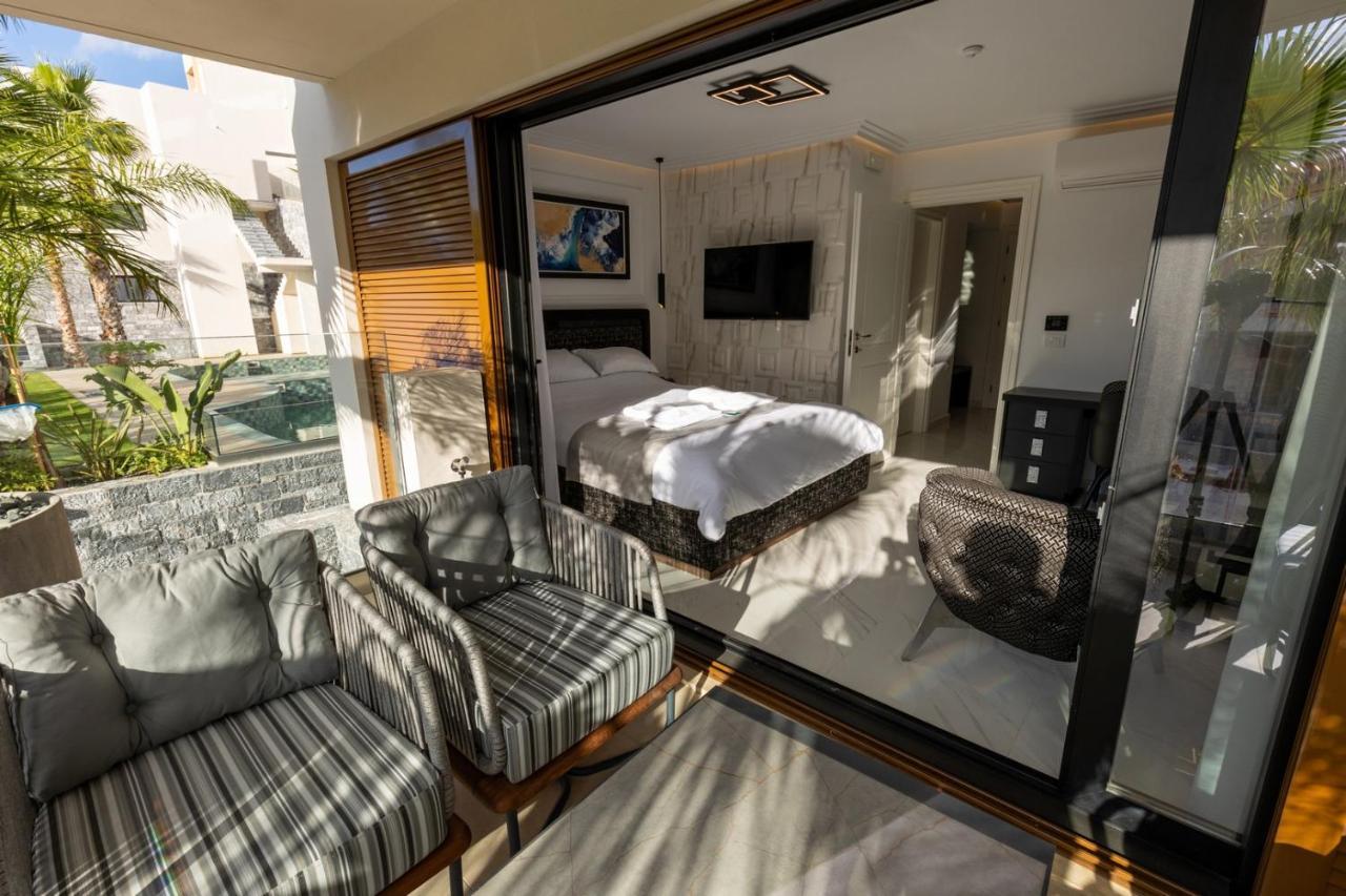 Lazar Lux Suites - Ammoudara Amoudara  Room photo